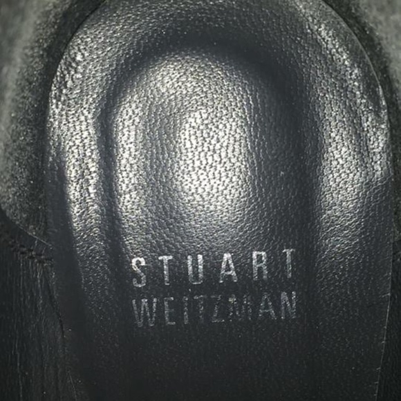 Stuart Weitzman Booties. Size 6. - Picture 2 of 6